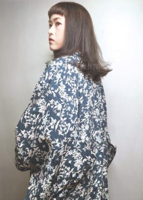 俏皮活潑短瀏海髮尾外捲髮